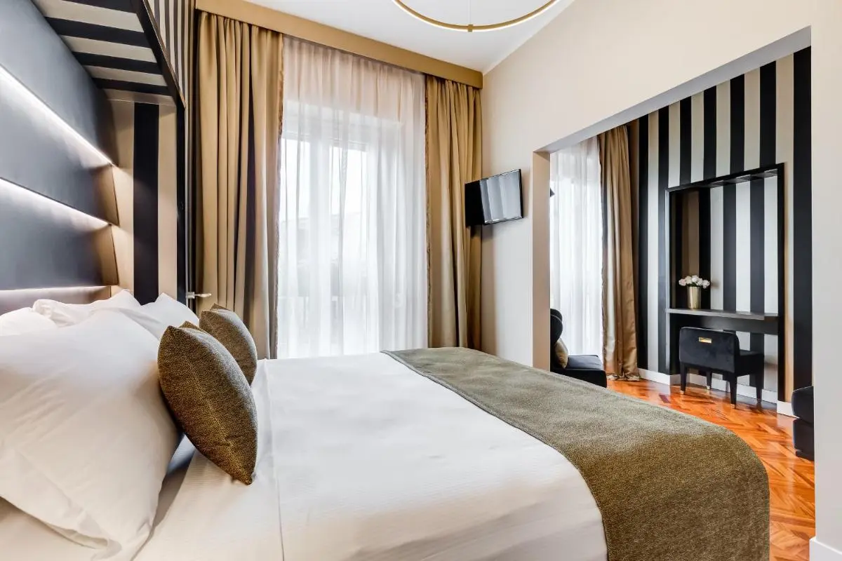 Image 1 of Frattina High-end apt