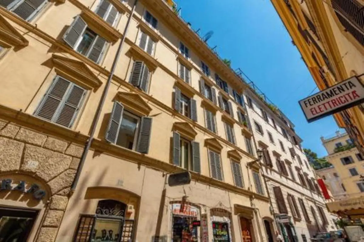 Image 5 of Heavenly Trevi Luxury Apartment