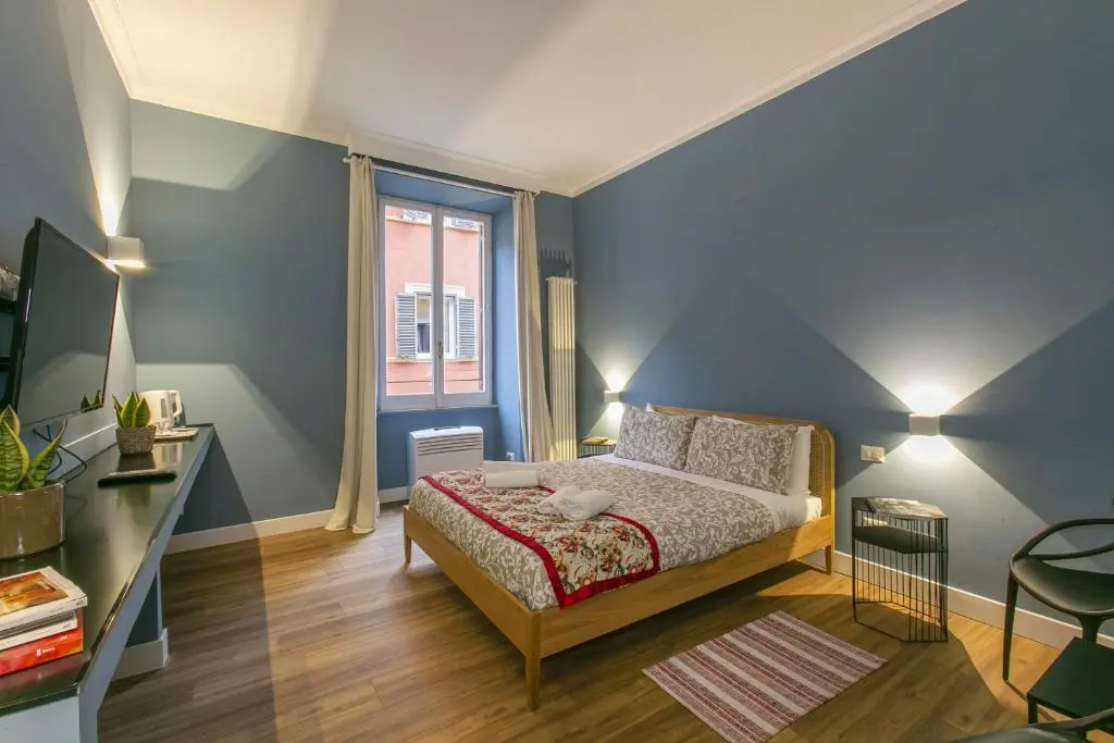 Image of Home Baccina 28