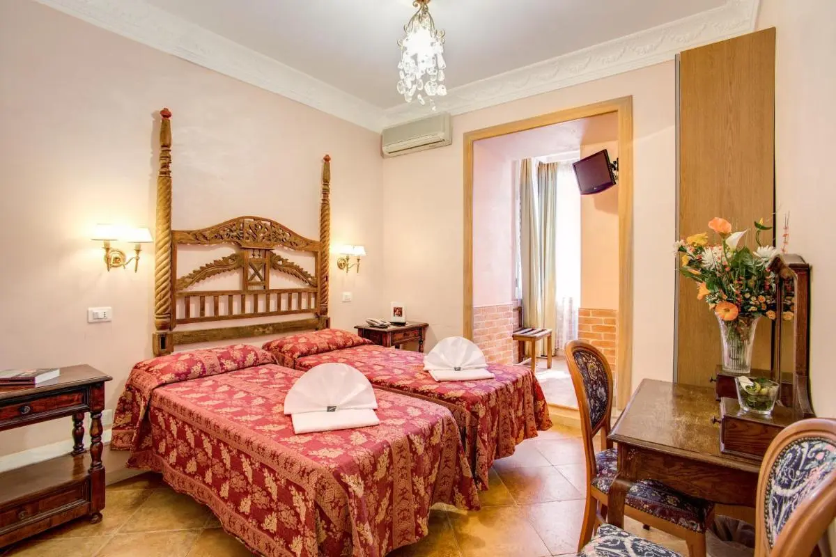 Image 6 of Hotel Caravaggio