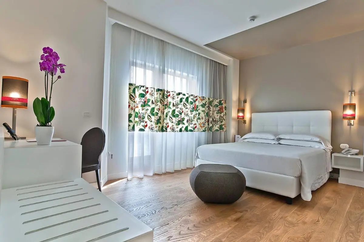 Image 1 of Hotel Caravel