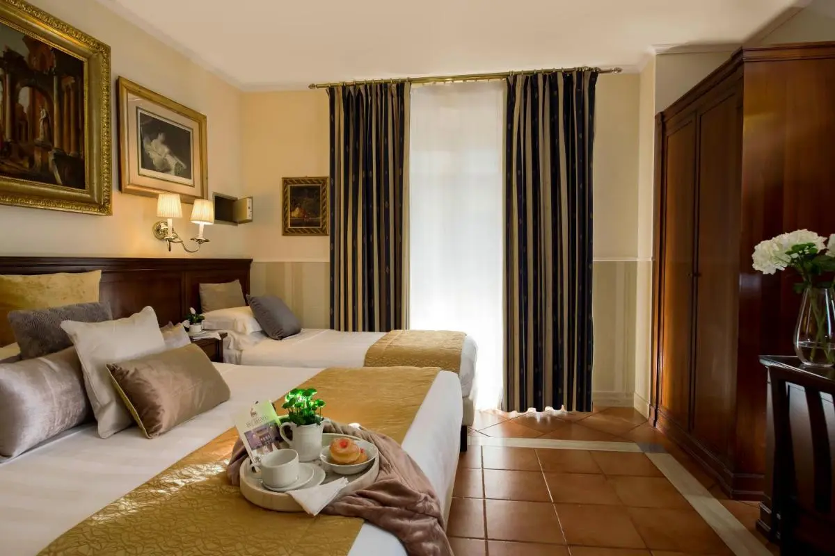 Image 5 of Hotel Des Artistes Roma