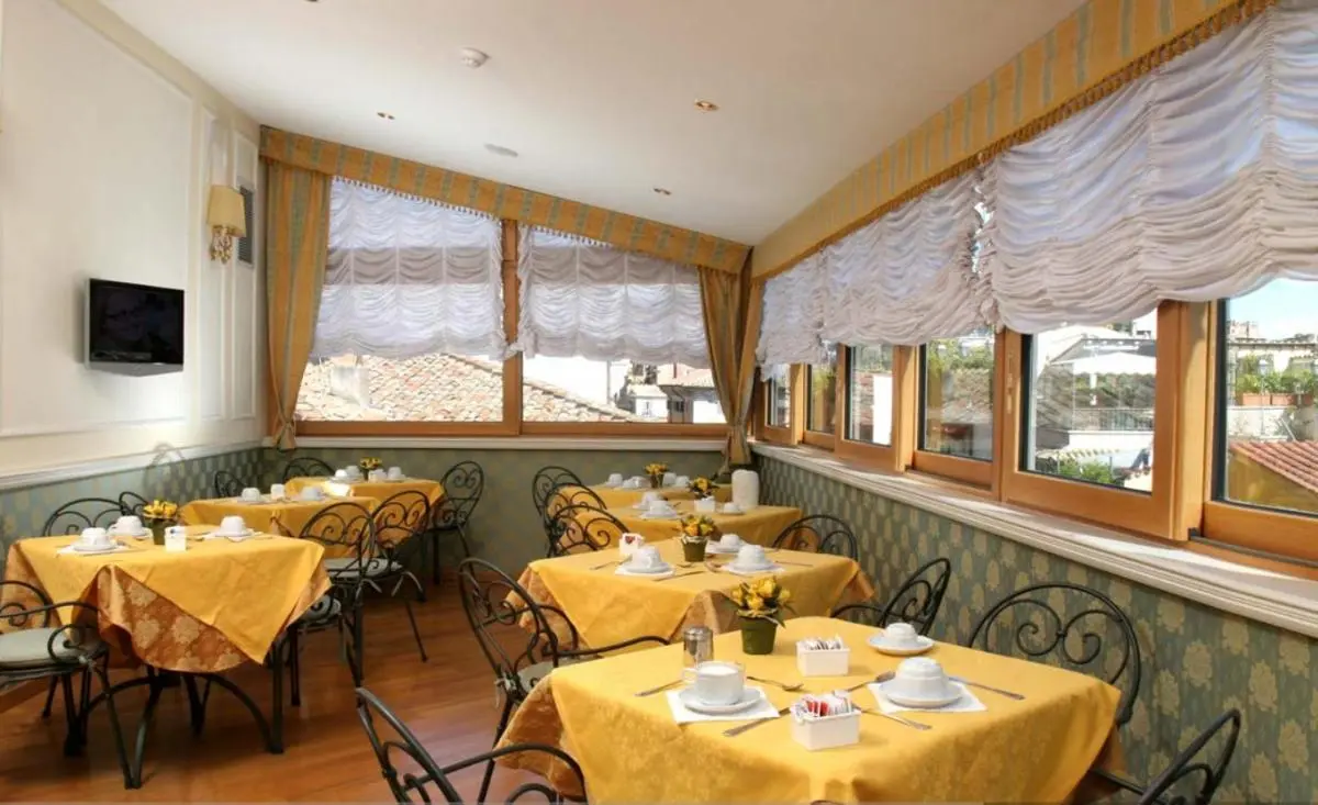 Image 4 of Hotel La Lumiere Di Piazza Di Spagna