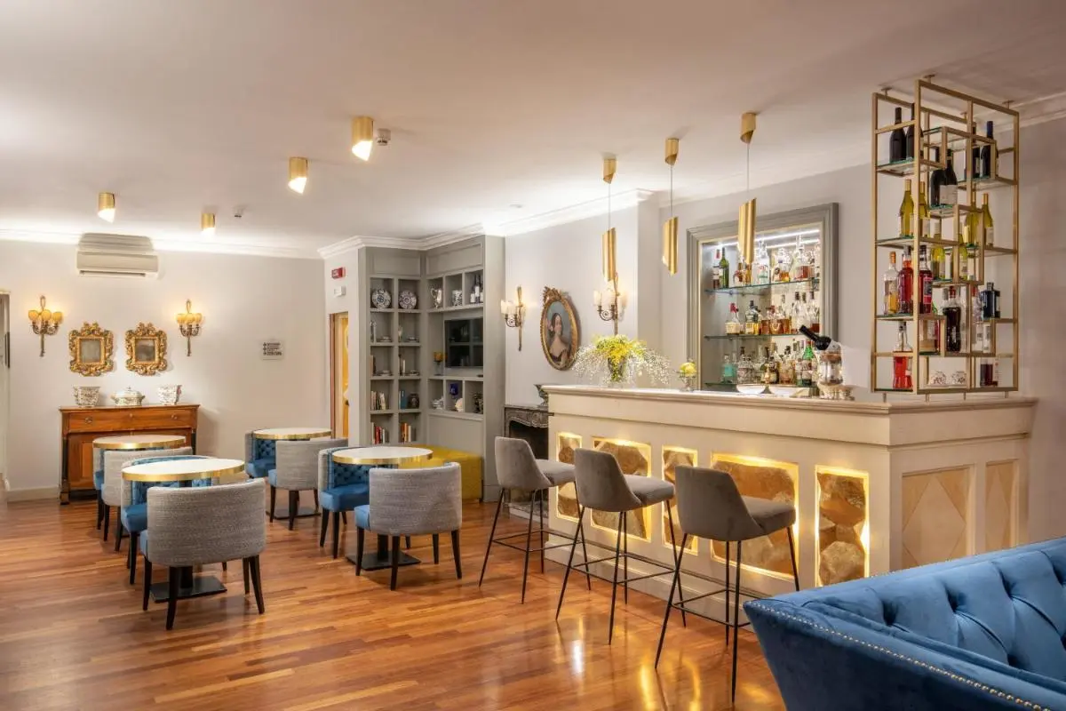 Image 3 of Hotel Mozart