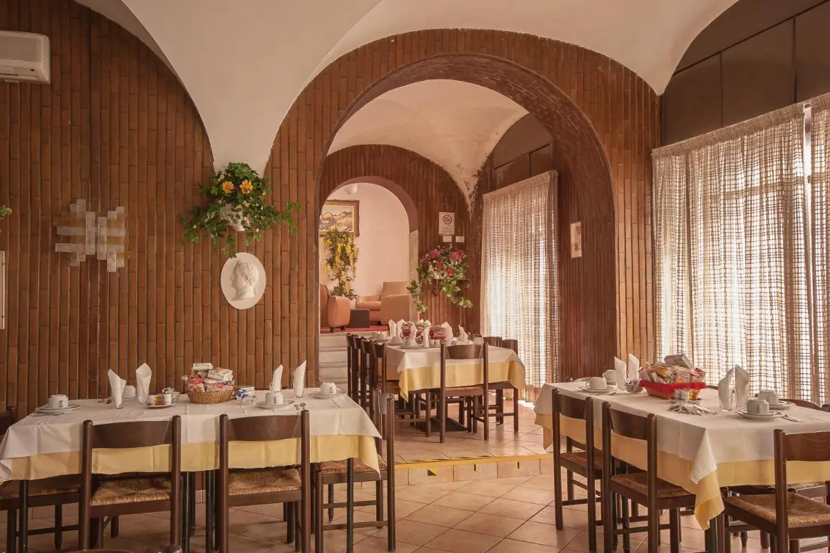 Image 3 of Hotel Tirreno