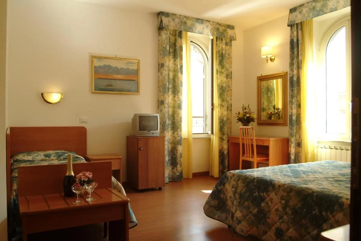 Image 1 of Hotel Tirreno