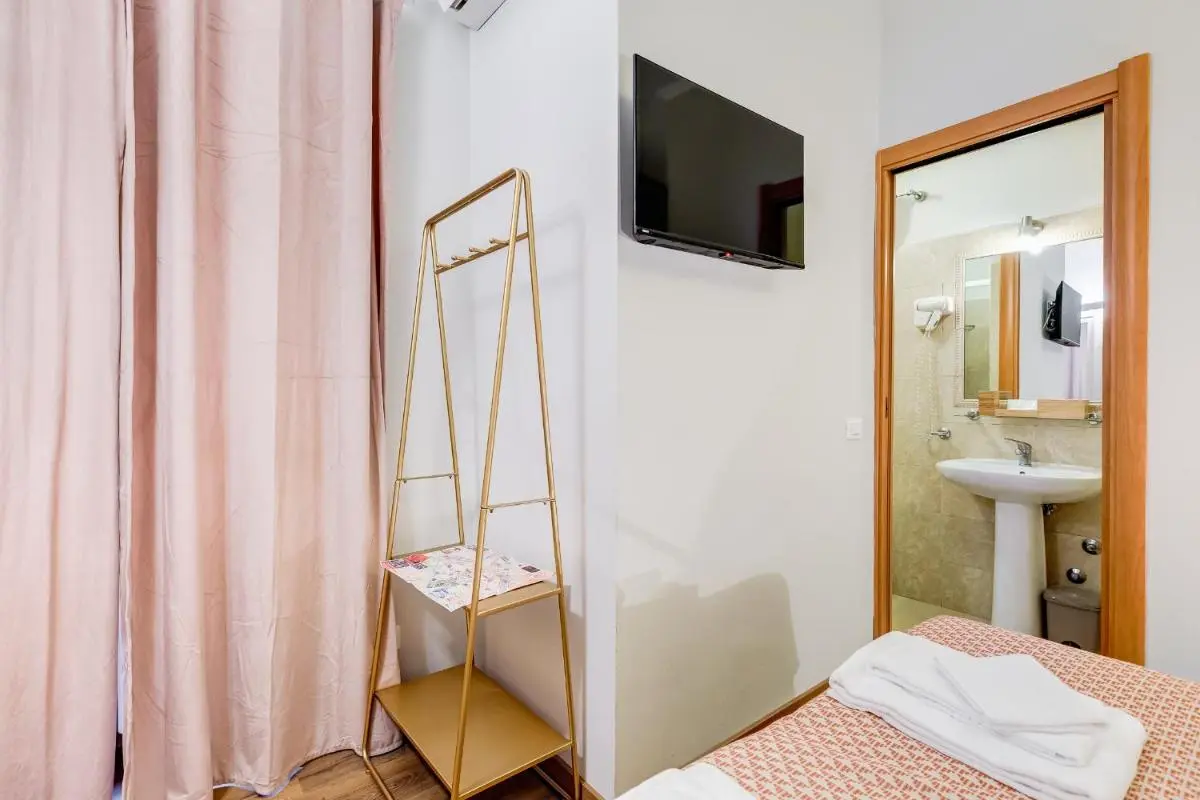 Image 2 of JMartins Roma Suites