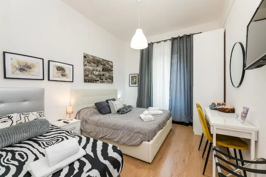 Image of Julius Caesar Home