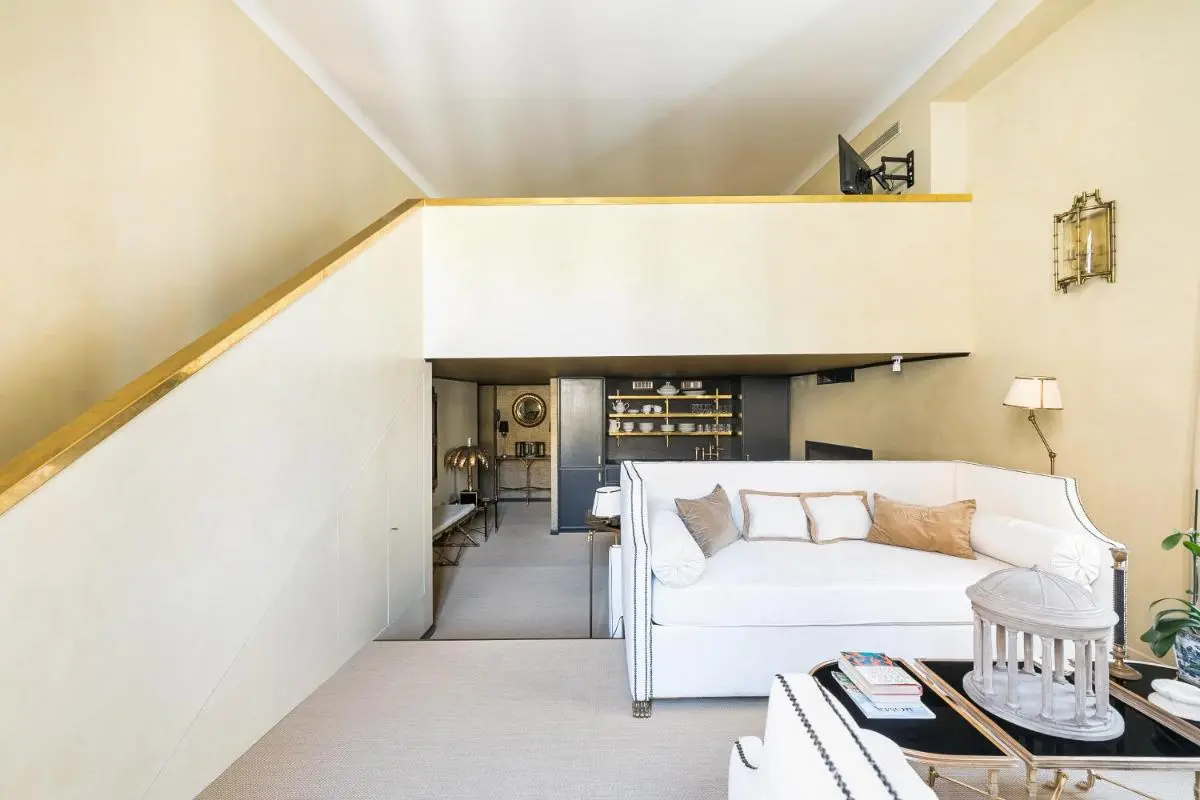 Image 6 of Luxurious loft facing the Pantheon