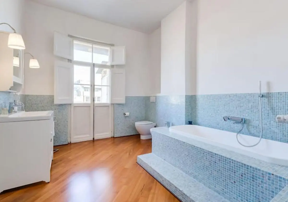 Image 2 of Modern, stylish flat near Piazza della Repubblica