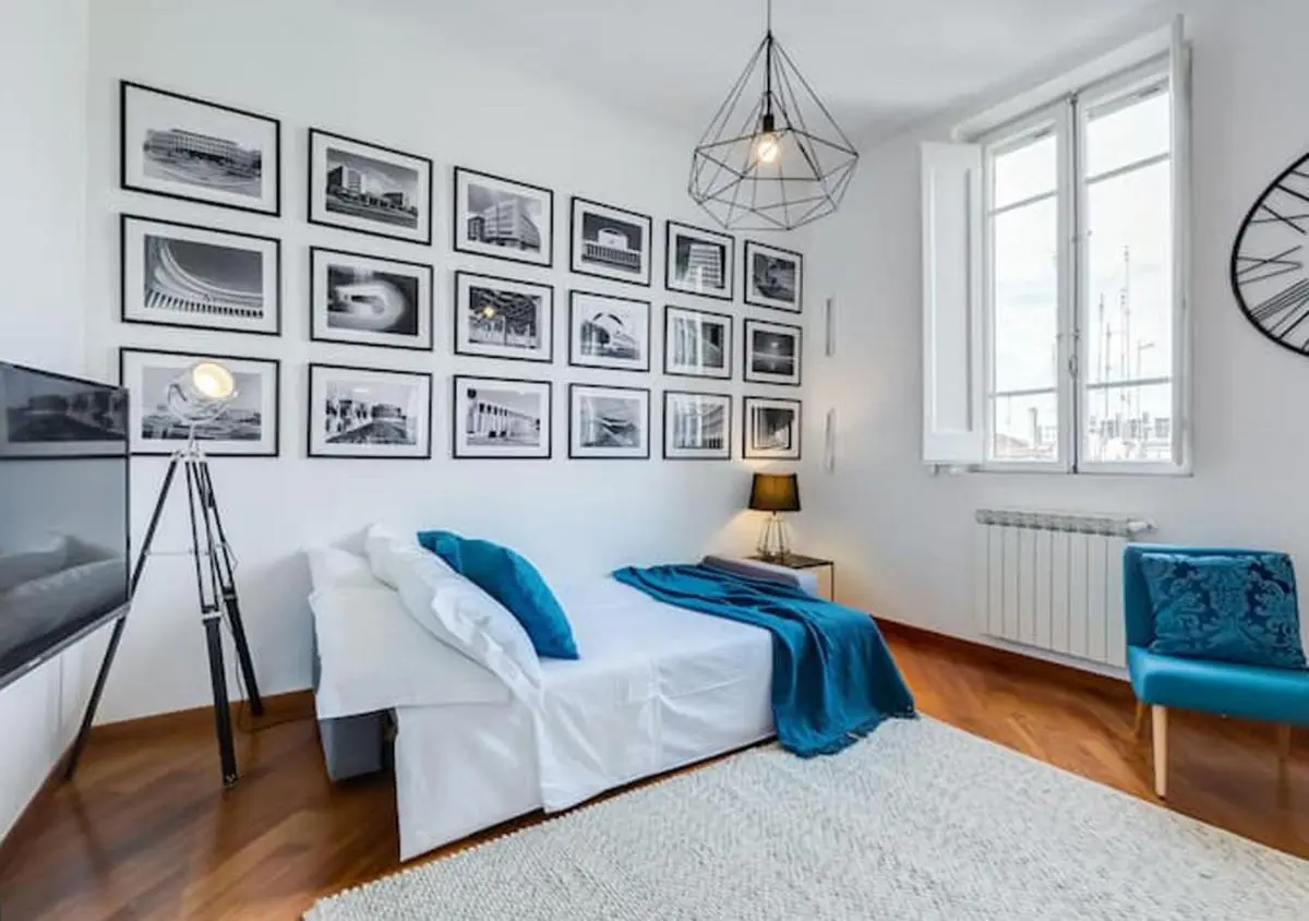 Image 1 of Modern, stylish flat near Piazza della Repubblica
