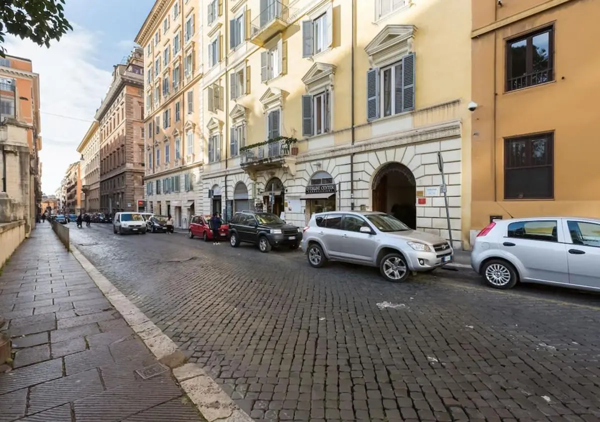 Image 5 of Modern, stylish flat near Piazza della Repubblica