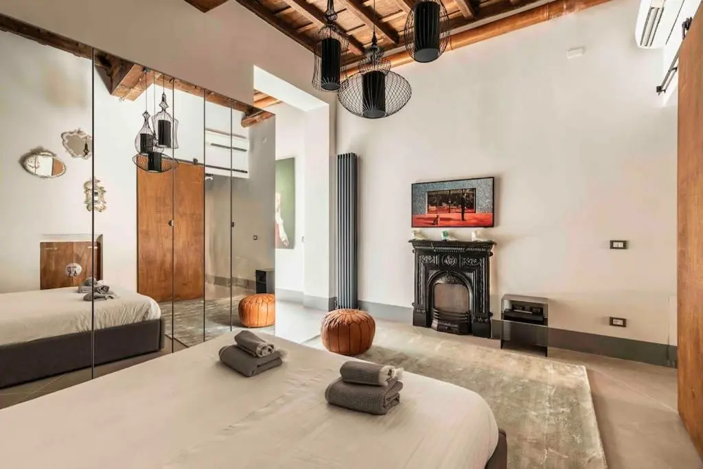Image 1 of Monti Art Loft