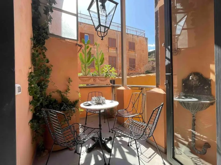 Image 5 of Monti Art Loft