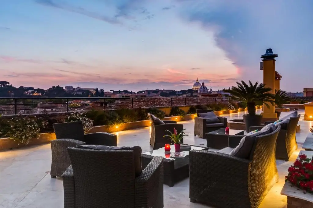 Image of Navona Queen Rooftop