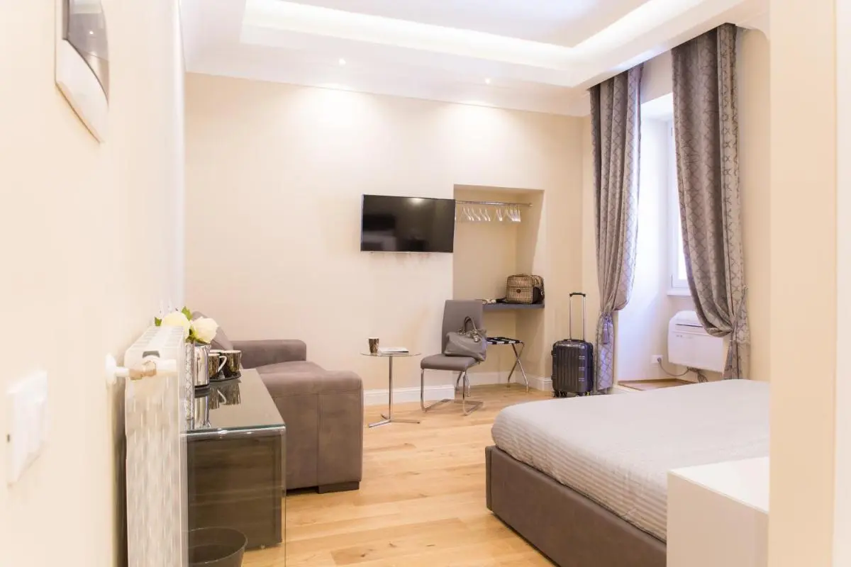 Image 4 of Nazionale Palace Suites