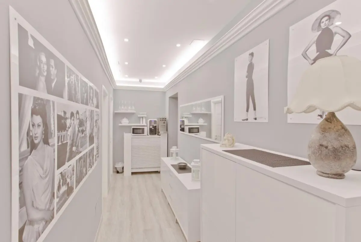 Image 3 of New Rome house 2