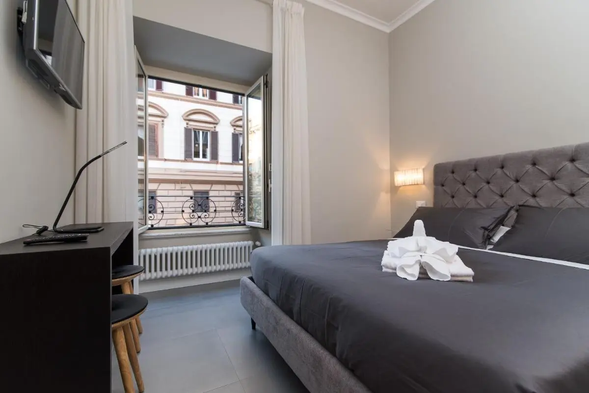 Image 4 of Ovidio Suite