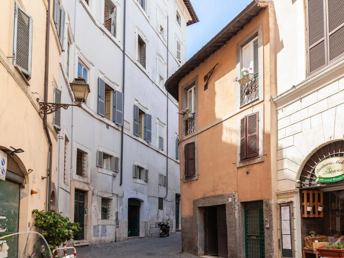 Image 4 of Piazza Navona Historic Luxury Apartment