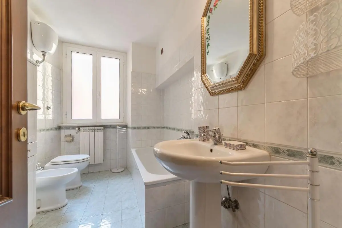 Image 2 of Piazza Vittorio Exclusive Apartment