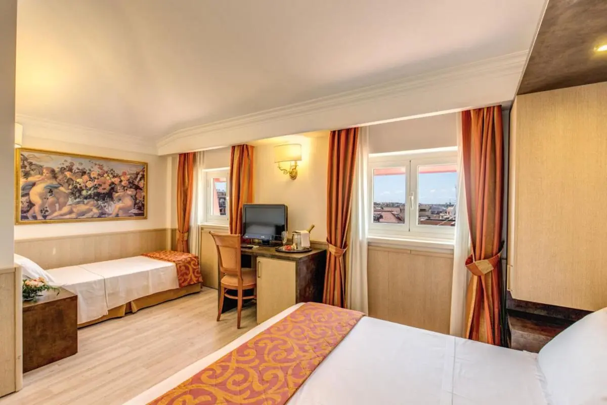 Image 1 of Pinewood Hotel Rome