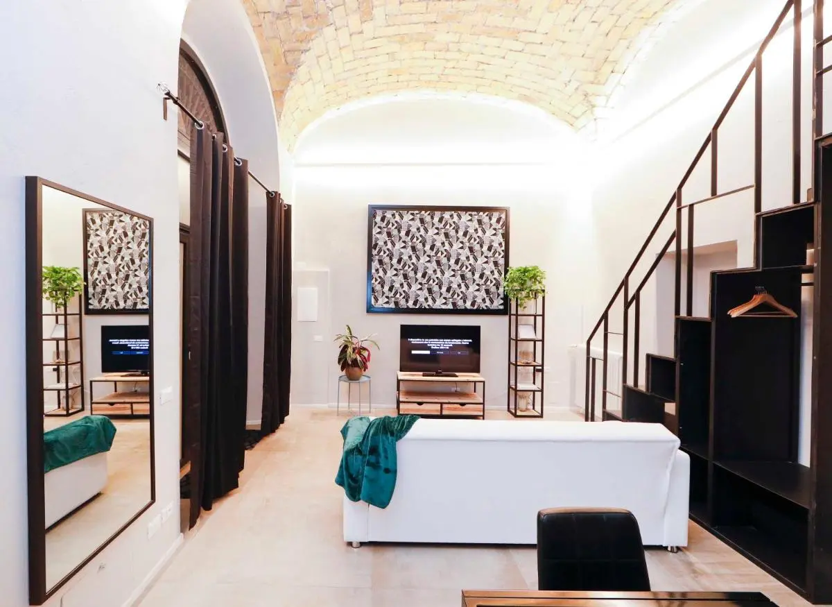 Image 4 of Post Industrial Loft Trastevere – Top Collection