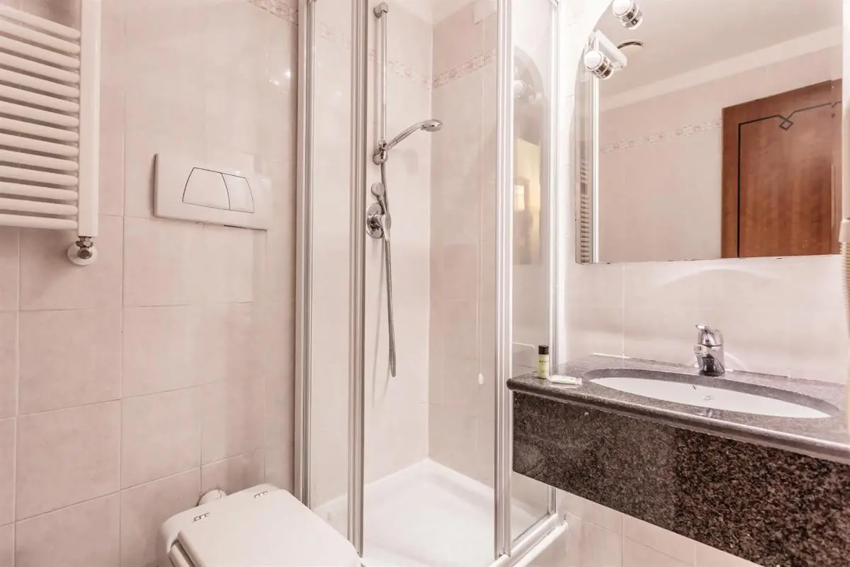 Image 2 of Raeli Hotel Floridia