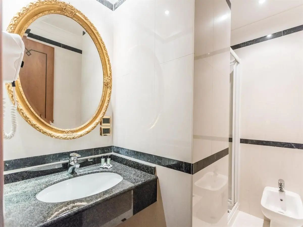 Image 2 of Raeli Hotel Regio