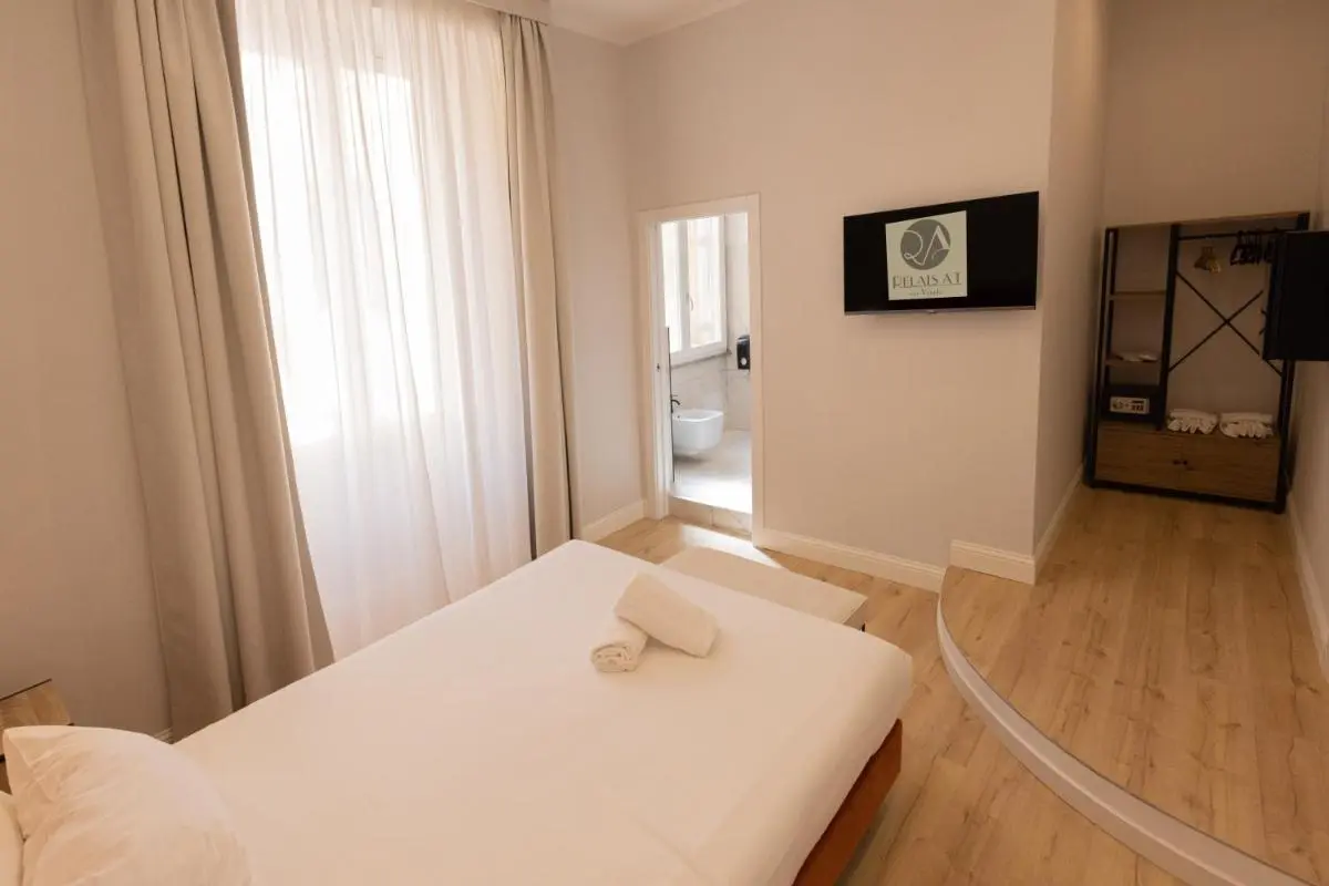 Image 2 of Relais At Via Veneto