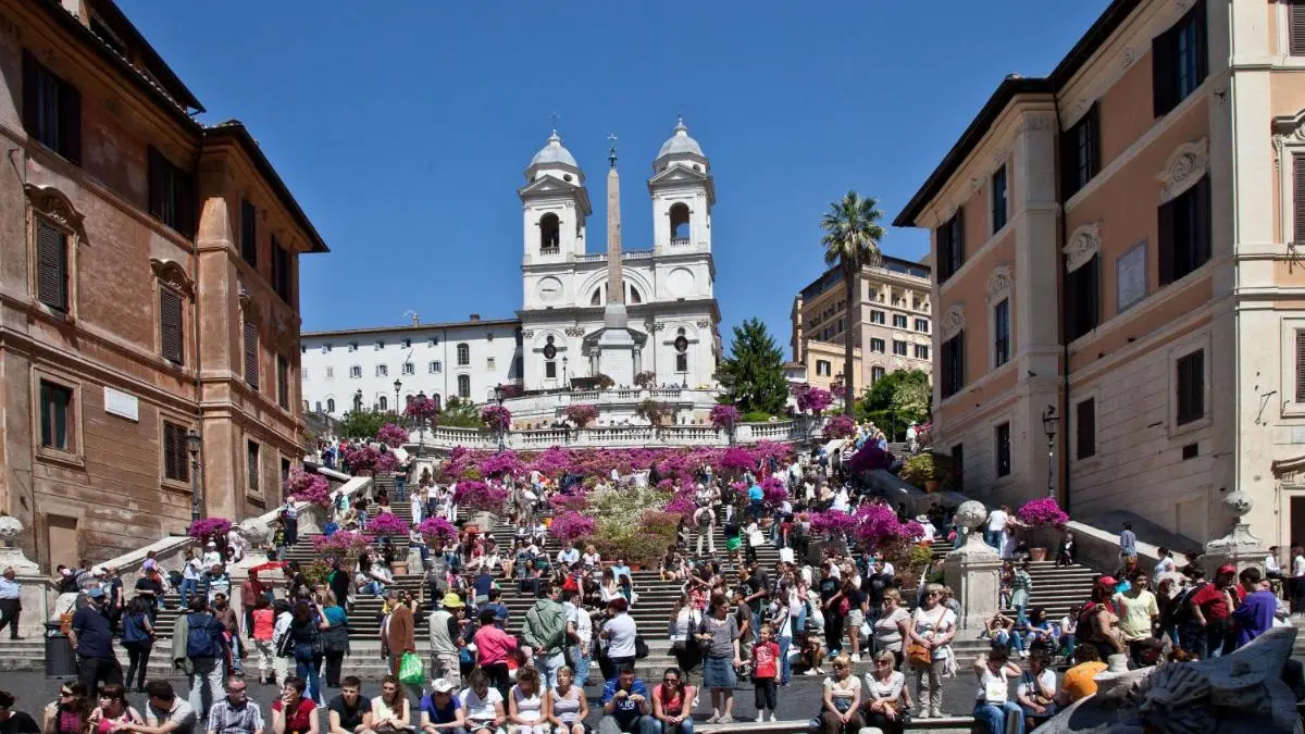 Image 5 of Rental in Rome Trevi Fouintain View Apartment