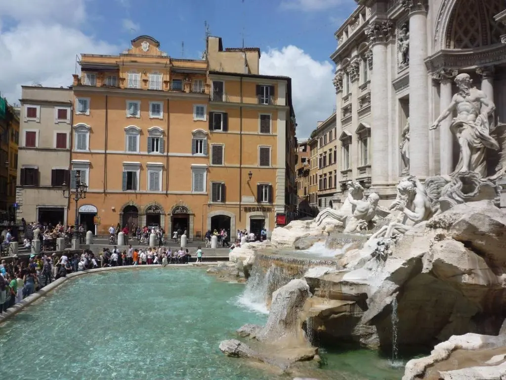 Image of Rental in Rome Trevi Fouintain View Apartment