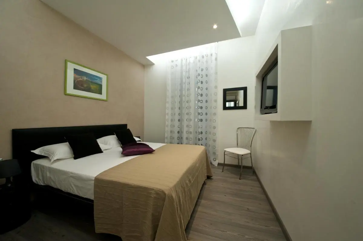 Image 5 of Roma Naif Rooms
