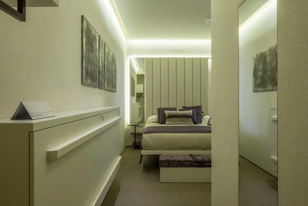 Image of Room 230 Roma Luxury Suites