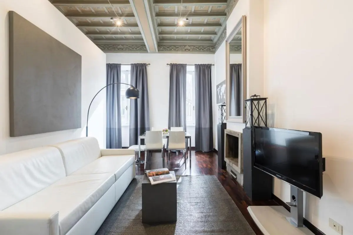 Image 4 of San Carlo Suite