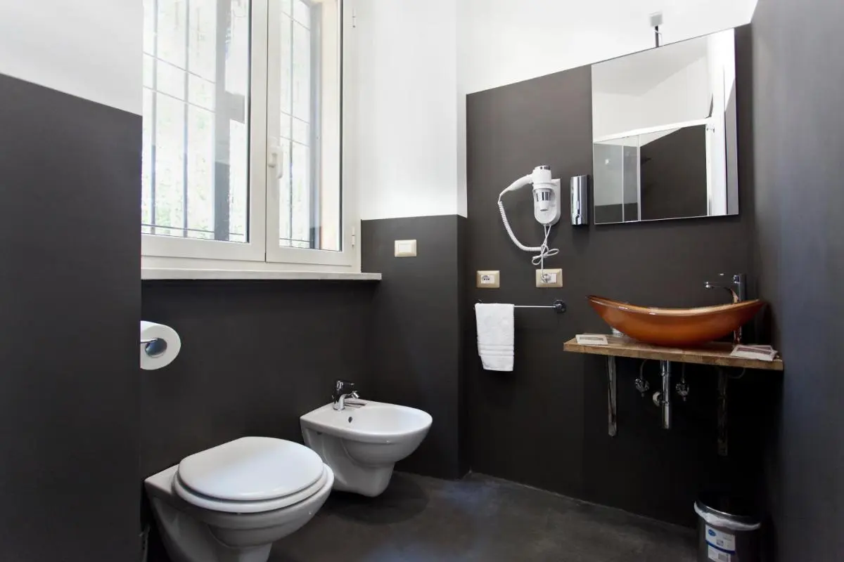 Image 2 of Secret Rhome