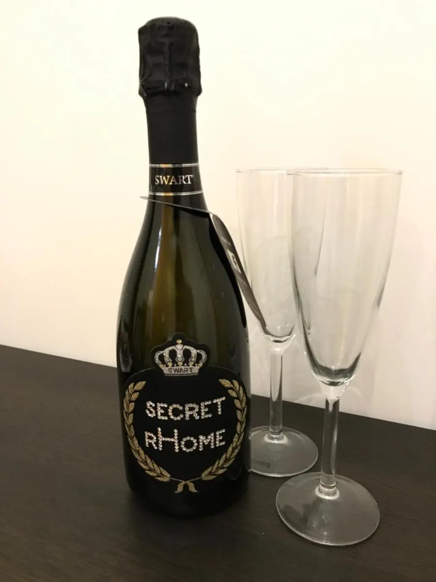 Image 3 of Secret Rhome