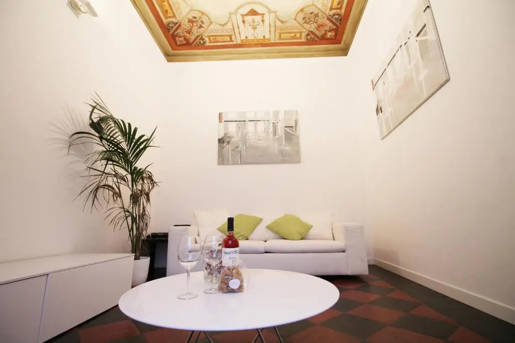 Image of Spanish Steps Art Apartment