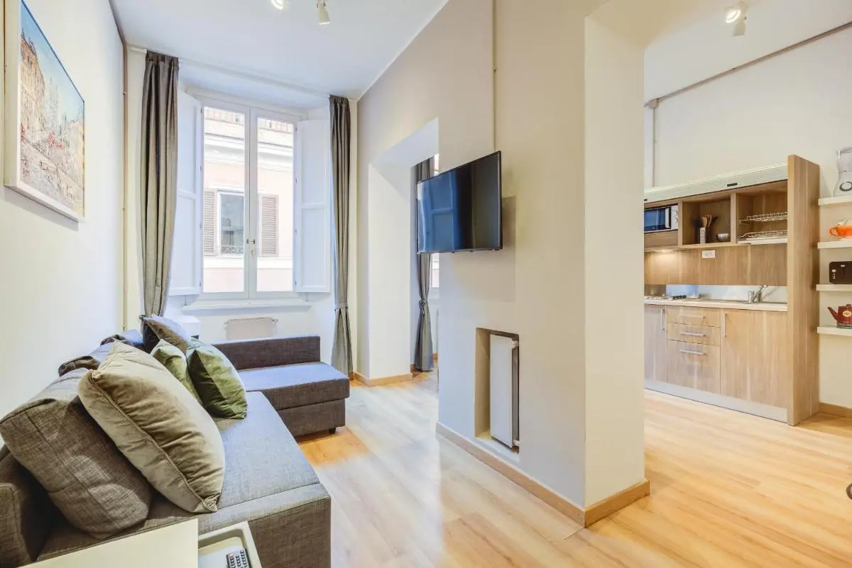 Image 4 of Spanish Steps Luxury Apartment