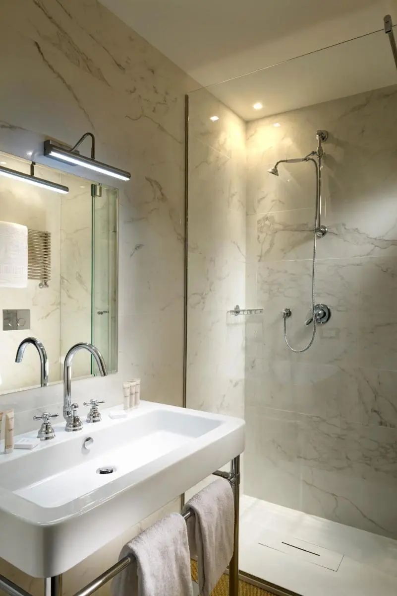 Image 3 of Splendor Suite Rome – Suites & Apartments