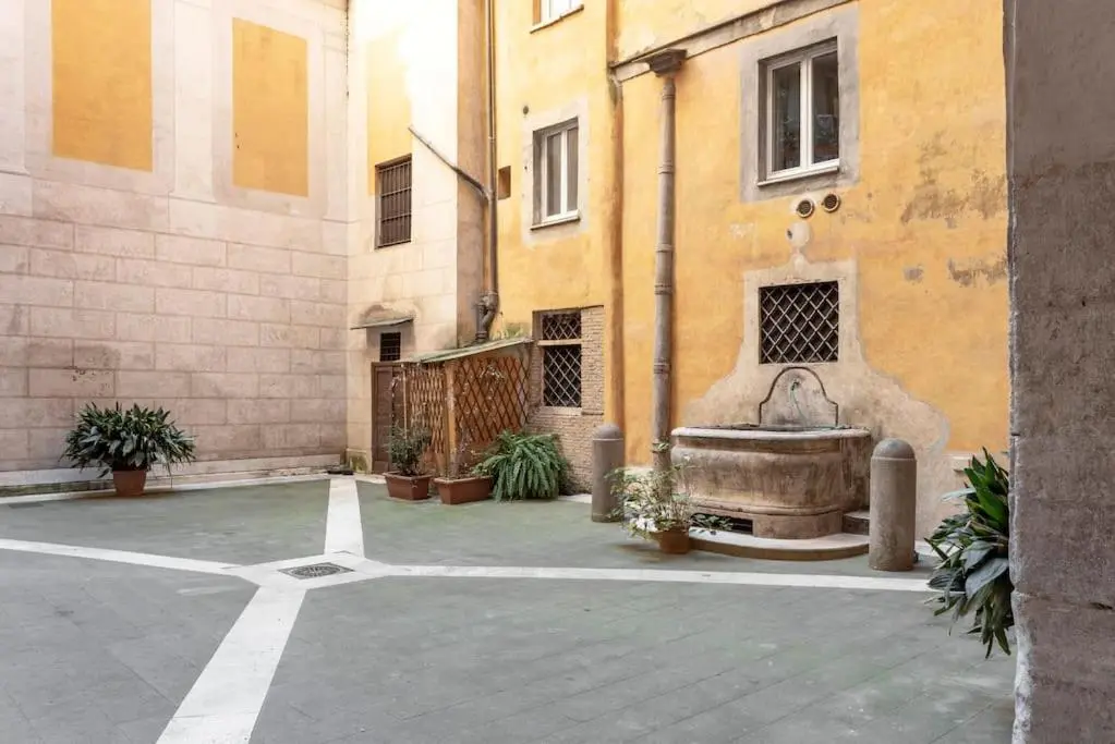 Image 5 of Stunning Center Rome Apartment