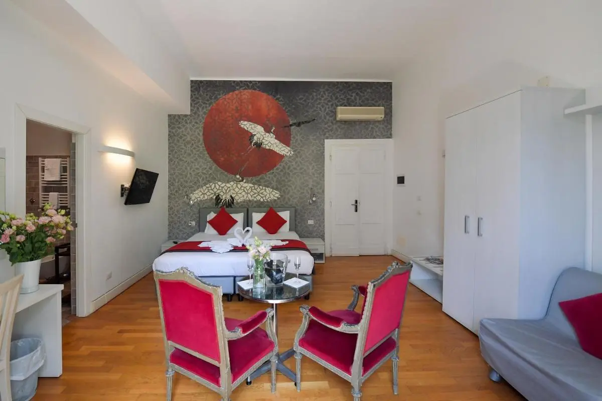 Image 2 of Suites Farnese Design