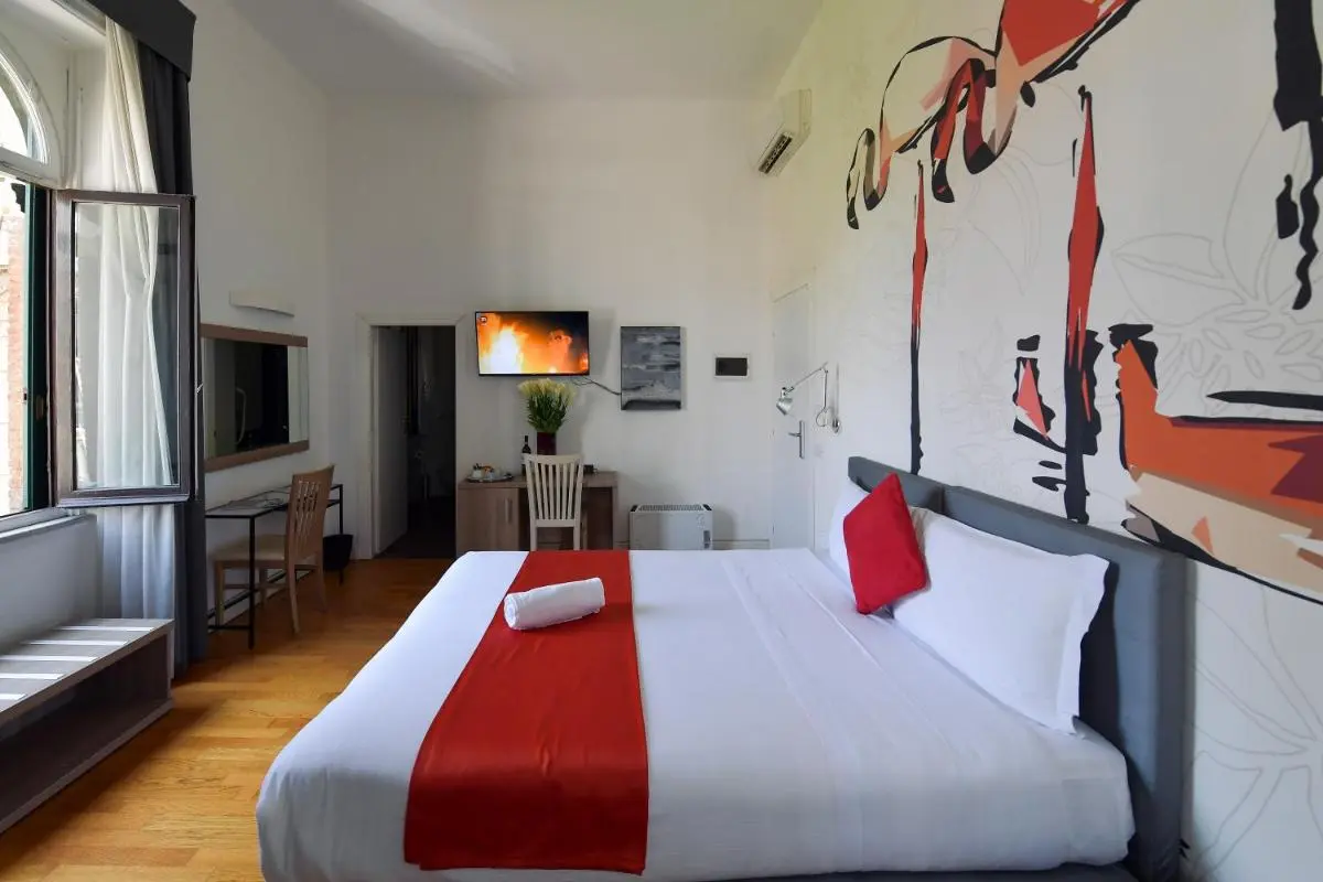 Image 5 of Suites Farnese Design