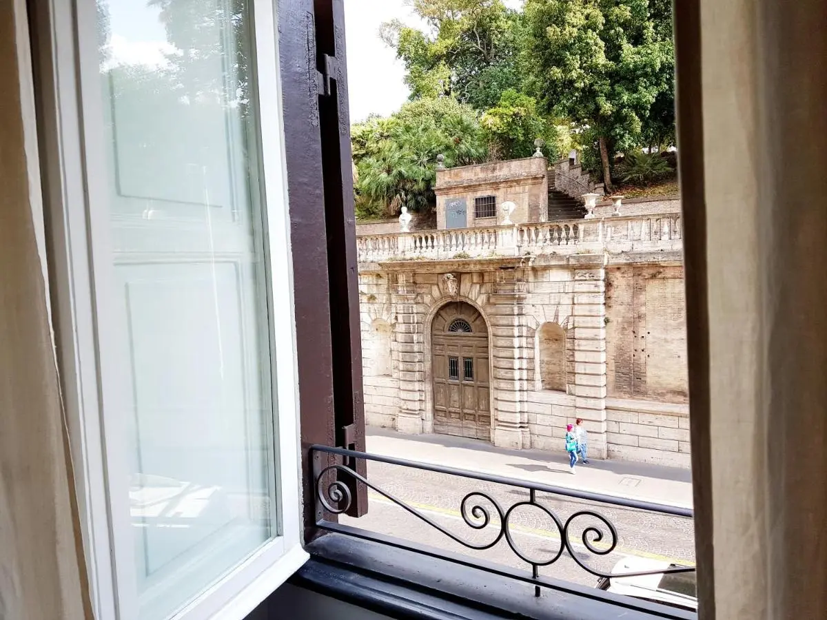 Image 4 of Sweet Dreams Roma