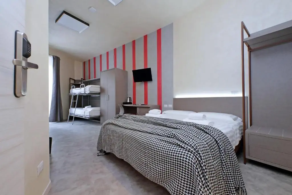 Image of Termini Comfort Rooms by Flatinrome
