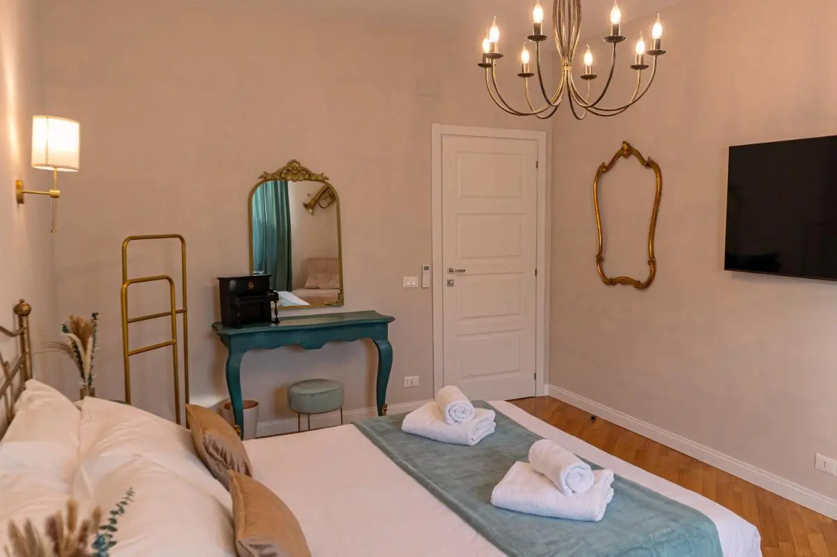 Image 2 of The Aristocats Apartment