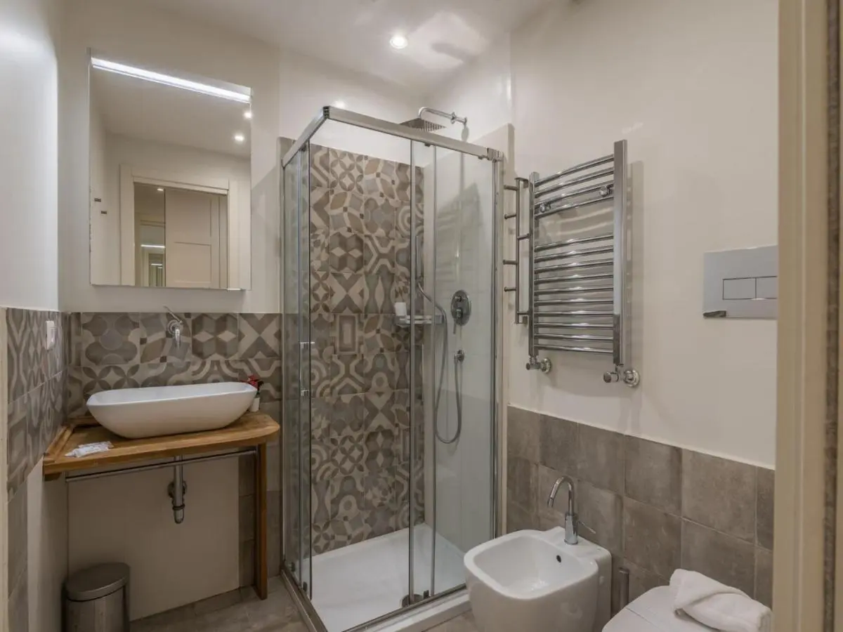 Image 2 of The Best Rent – Elegant flat near Colosseum