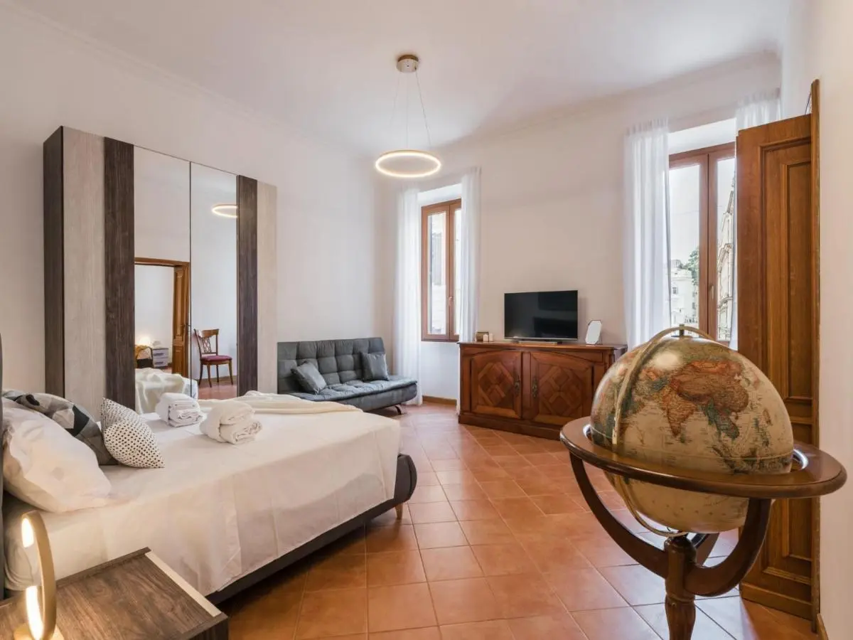Image 4 of The Best Rent – Three-bedroom apartment near the Quirinale