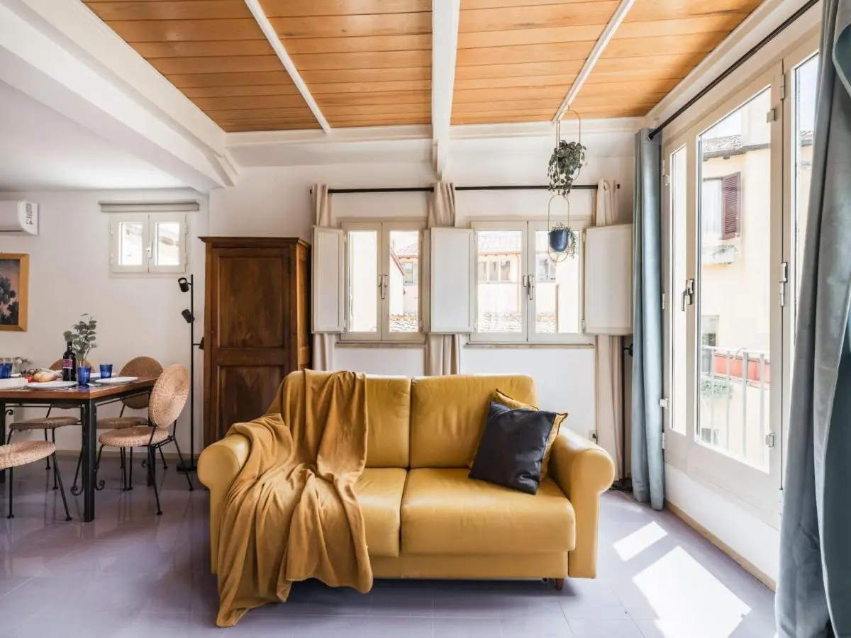 Image 4 of The Best Rent – Two-bedroom apartment with terrace near Trevi Fountain