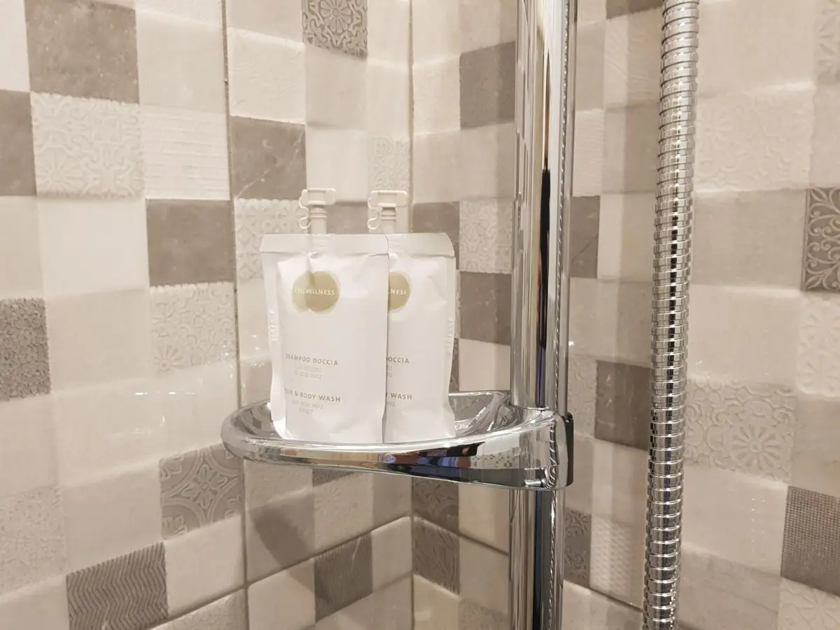 Image 5 of The Shell Rome Suite