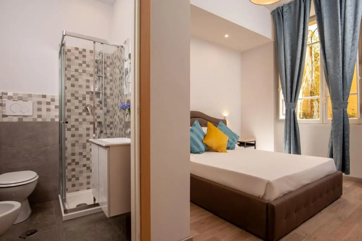 Image 2 of The Shell Rome Suite